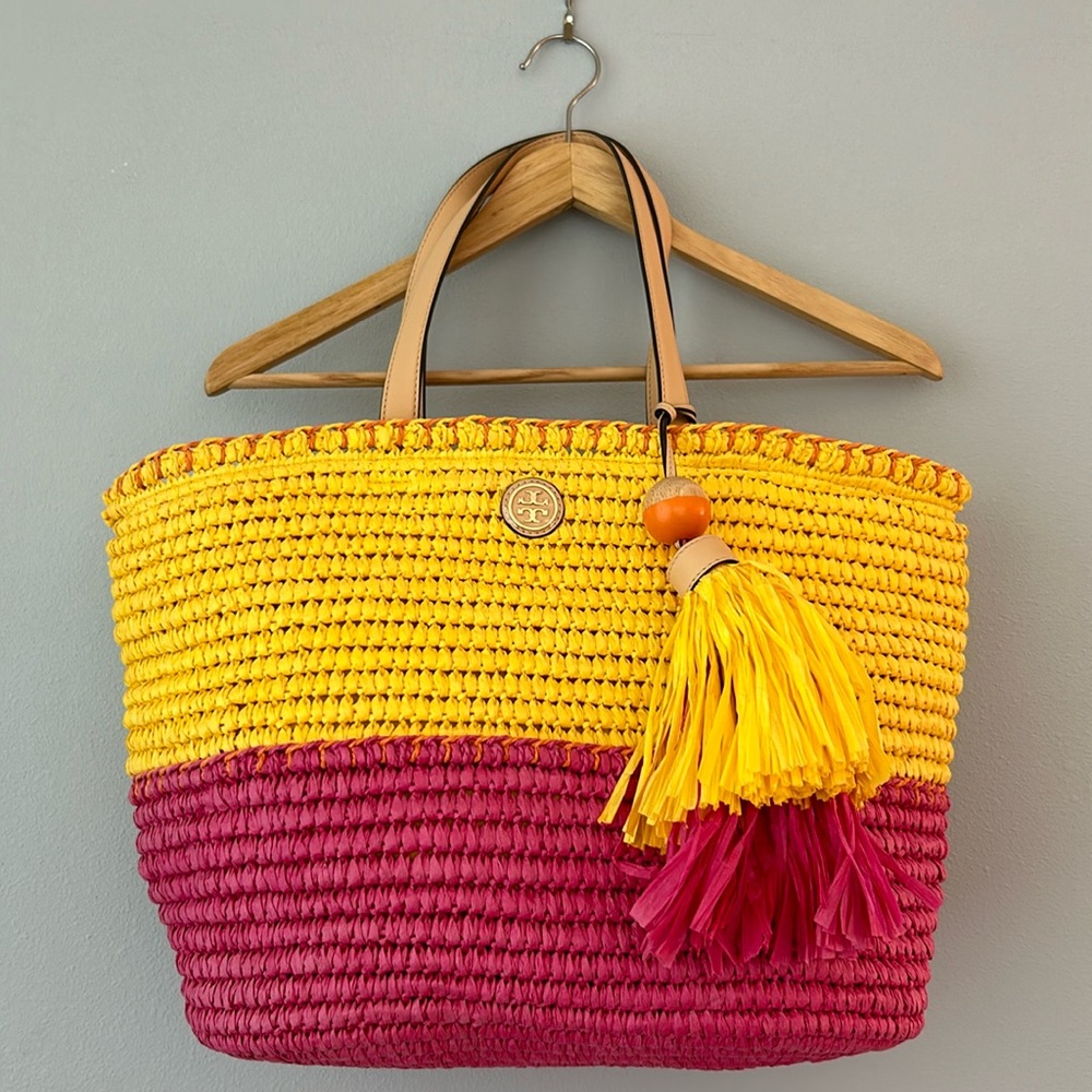 Tory Burch • Pink & Yellow Straw Beach Summer Bag Tote With Tassel - Picture 15 of 16